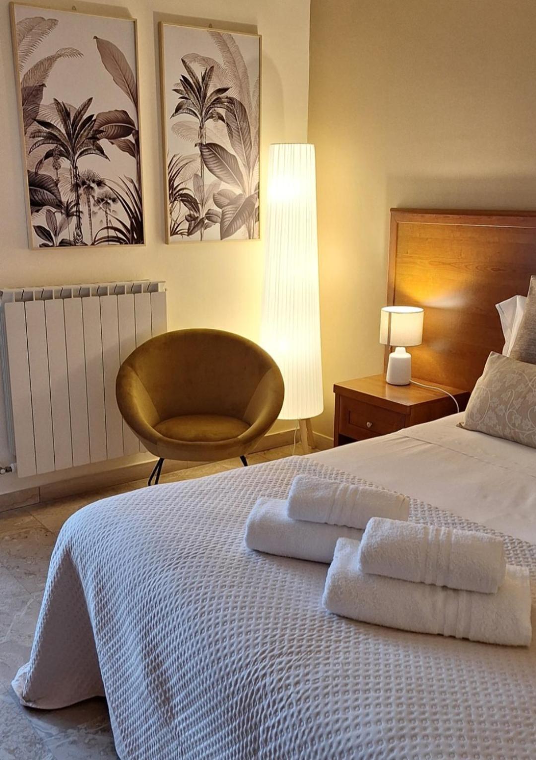 Laranda Rooms Milazzo Habitación foto